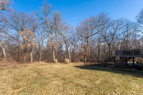 Tiny photo for 41W716 Hunters Hill Drive, St. Charles, IL 60175 (MLS # 12578398)