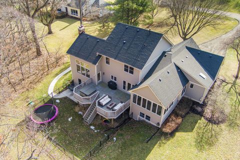 Tiny photo for 41W716 Hunters Hill Drive, St. Charles, IL 60175 (MLS # 12578398)