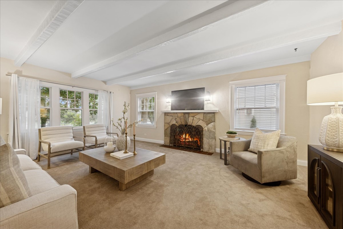 4348 Prospect Avenue