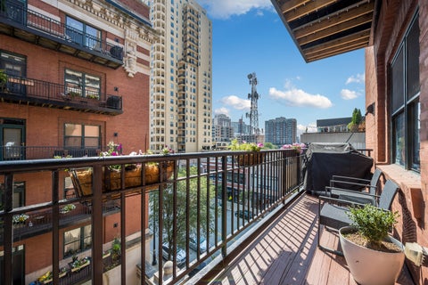 Tiny photo for 1439 S Michigan Avenue #402, Chicago, IL 60605 (MLS # 12749146)