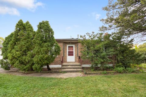 Photo of 401 E Lemoyne Street, Northlake, IL 60164 (MLS # 12482523) Photo of 401 E Lemoyne Street, Northlake, IL 60164 (MLS # 12482523)