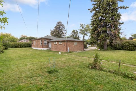 Tiny photo for 401 E Lemoyne Street, Northlake, IL 60164 (MLS # 12482523)