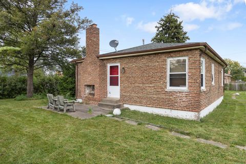 Tiny photo for 401 E Lemoyne Street, Northlake, IL 60164 (MLS # 12482523)