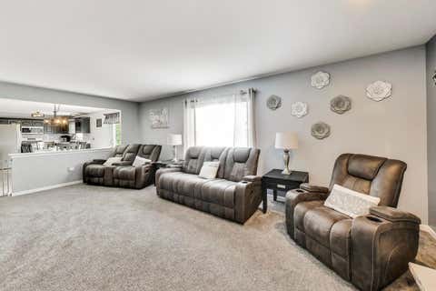 Tiny photo for 8407 Brookside Glen Drive, Tinley Park, IL 60487 (MLS # 12659245)