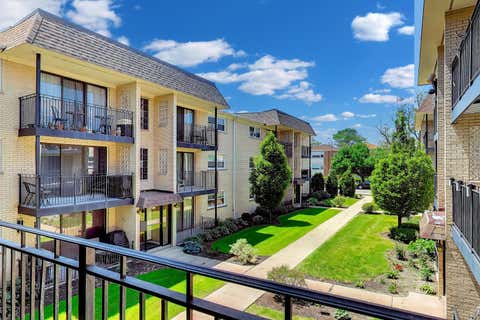 Tiny photo for 6565 N Harlem Avenue #2N, Chicago, IL 60631 (MLS # 12648454)