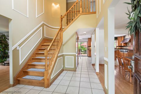 Tiny photo for 1424 E Jonquil Circle, Arlington Heights, IL 60004 (MLS # 12433719)