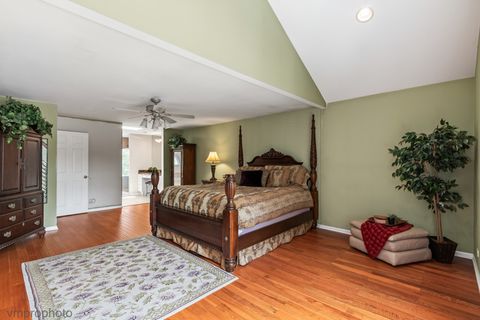 Tiny photo for 1424 E Jonquil Circle, Arlington Heights, IL 60004 (MLS # 12433719)