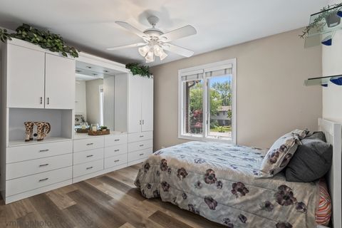 Tiny photo for 1424 E Jonquil Circle, Arlington Heights, IL 60004 (MLS # 12433719)