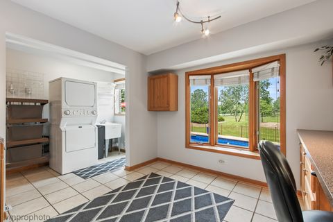 Tiny photo for 1424 E Jonquil Circle, Arlington Heights, IL 60004 (MLS # 12433719)