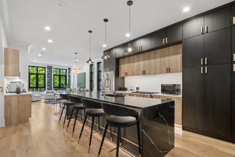 Tiny photo for 1113 W CHESTNUT Street #1E, Chicago, IL 60642 (MLS # 12639876)