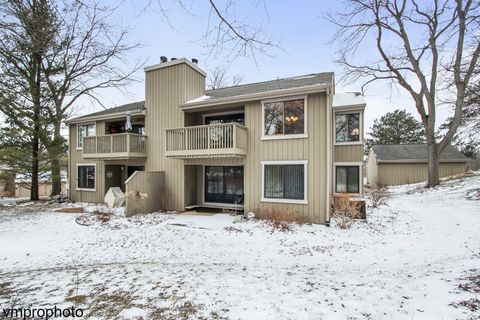 Tiny photo for 347 Hickory Lane #A, Lake Barrington, IL 60010 (MLS # 12538563)