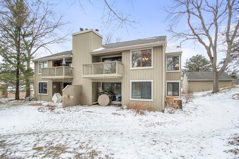 Tiny photo for 347 Hickory Lane #A, Lake Barrington, IL 60010 (MLS # 12538563)