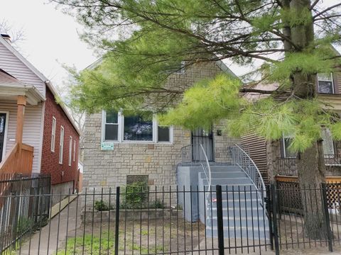 Photo of 8322 S Marquette Avenue, Chicago, IL 60617 (MLS # 12485394)