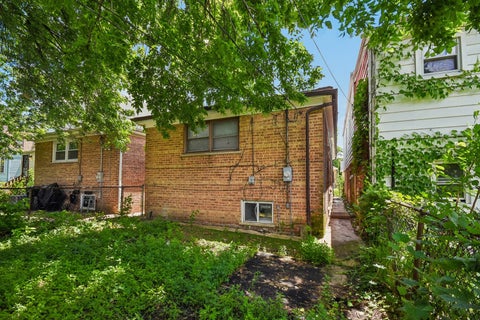 Tiny photo for 840 E 89th Street, Chicago, IL 60619 (MLS # 12675772)