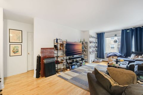 Tiny photo for 1238 W Pratt Boulevard #2C, Chicago, IL 60626 (MLS # 12582296)