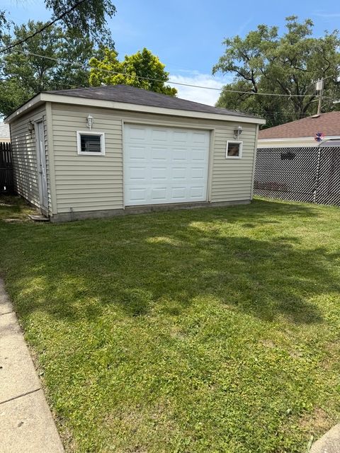 Tiny photo for 1108 31st Avenue, Bellwood, IL 60104 (MLS # 12678655)