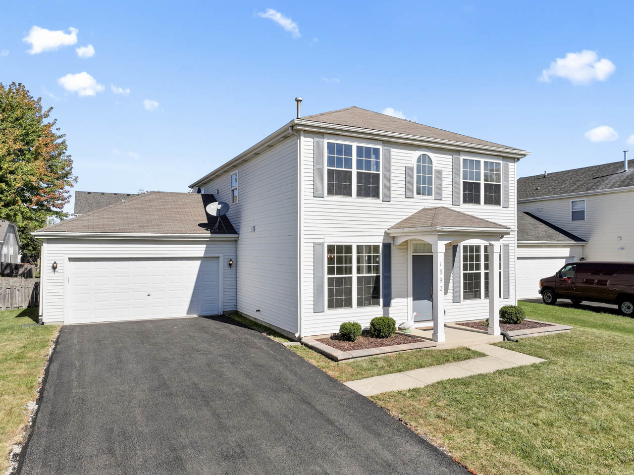 1892 Sedgegrass Trail