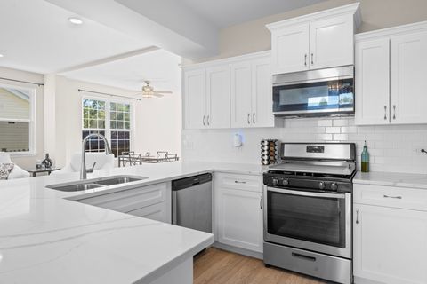 Tiny photo for 1892 Sedgegrass Trail, Aurora, IL 60504 (MLS # 12492839)