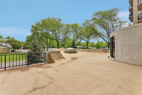 Tiny photo for 190 S Wood Dale Road #1105, Wood Dale, IL 60191 (MLS # 12745795)