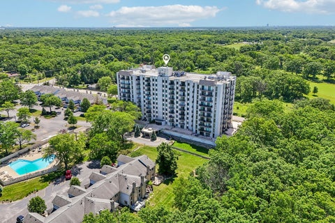 Photo of 190 S Wood Dale Road #1105, Wood Dale, IL 60191 (MLS # 12745795)