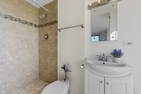 Tiny photo for 1400 E 55th Place #702S, Chicago, IL 60637 (MLS # 12487874)