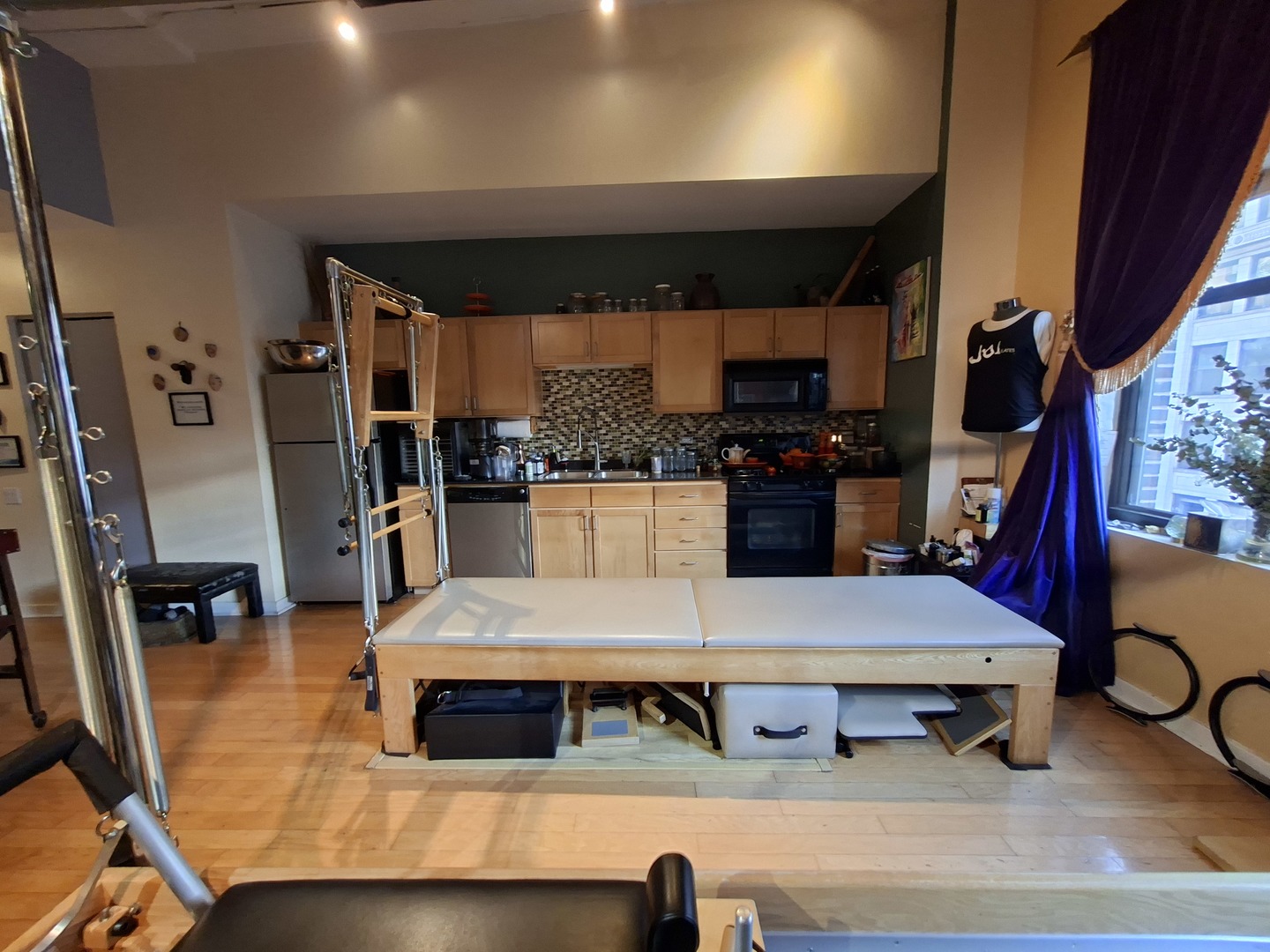 5 N Wabash Avenue 1705