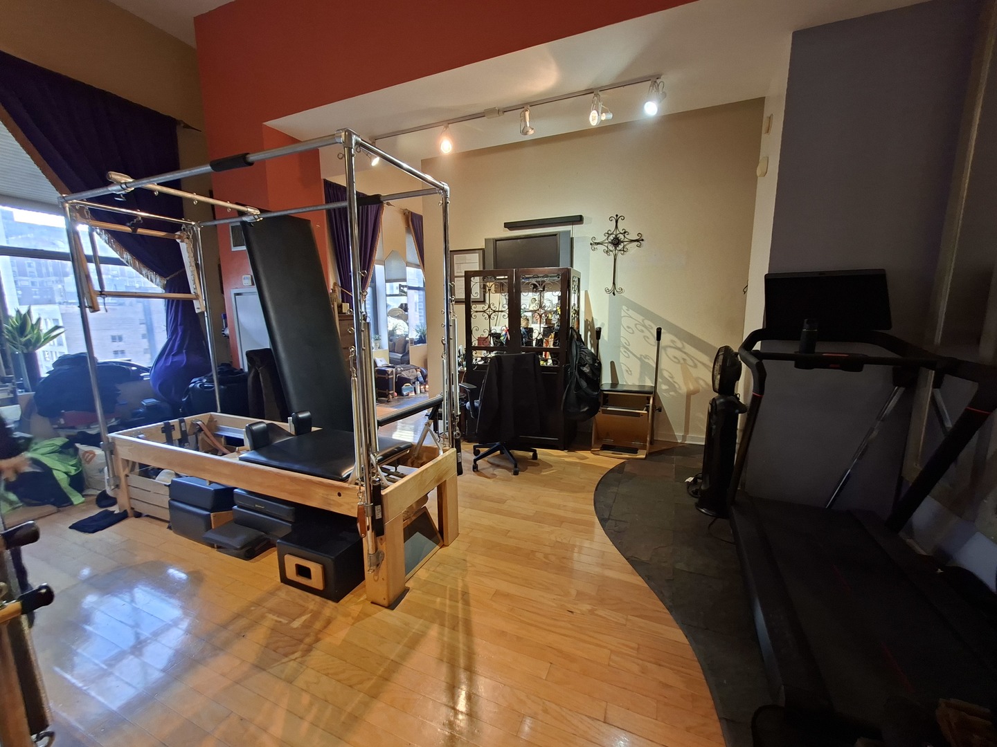 5 N Wabash Avenue 1705