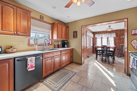 Tiny photo for 7241 W 109th Place, Worth, IL 60482 (MLS # 12609357)