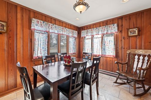 Tiny photo for 7241 W 109th Place, Worth, IL 60482 (MLS # 12609357)