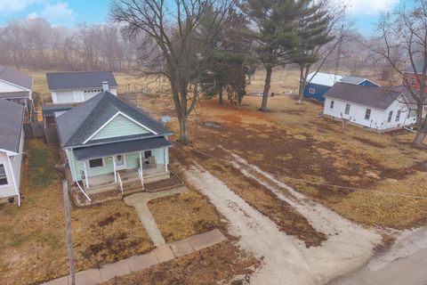 Tiny photo for 912 Charles Street, Streator, IL 61364 (MLS # 12538206)