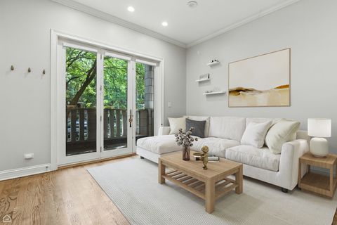 Tiny photo for 2920 N Damen Avenue #1, Chicago, IL 60618 (MLS # 12593772)