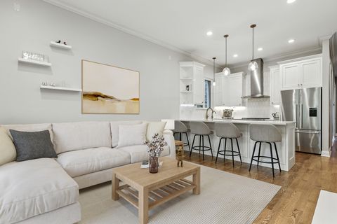 Tiny photo for 2920 N Damen Avenue #1, Chicago, IL 60618 (MLS # 12593772)