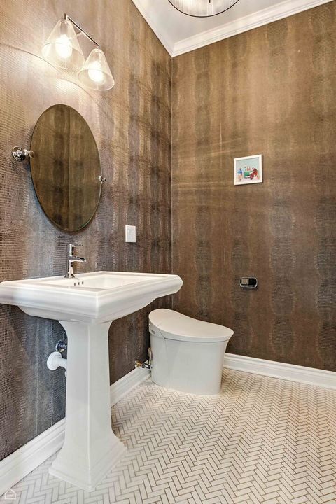 Tiny photo for 2920 N Damen Avenue #1, Chicago, IL 60618 (MLS # 12593772)