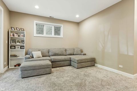 Tiny photo for 2920 N Damen Avenue #1, Chicago, IL 60618 (MLS # 12593772)