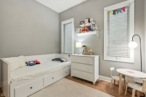 Tiny photo for 2920 N Damen Avenue #1, Chicago, IL 60618 (MLS # 12593772)