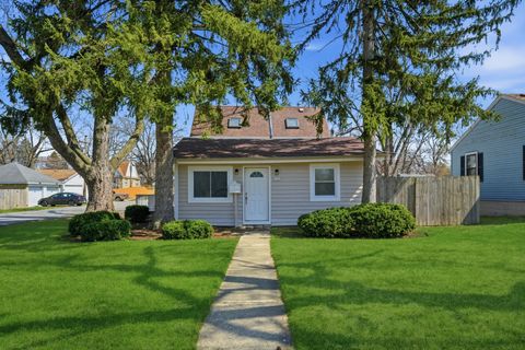 Tiny photo for 400 S Hebbard Street, Joliet, IL 60433 (MLS # 12609641)