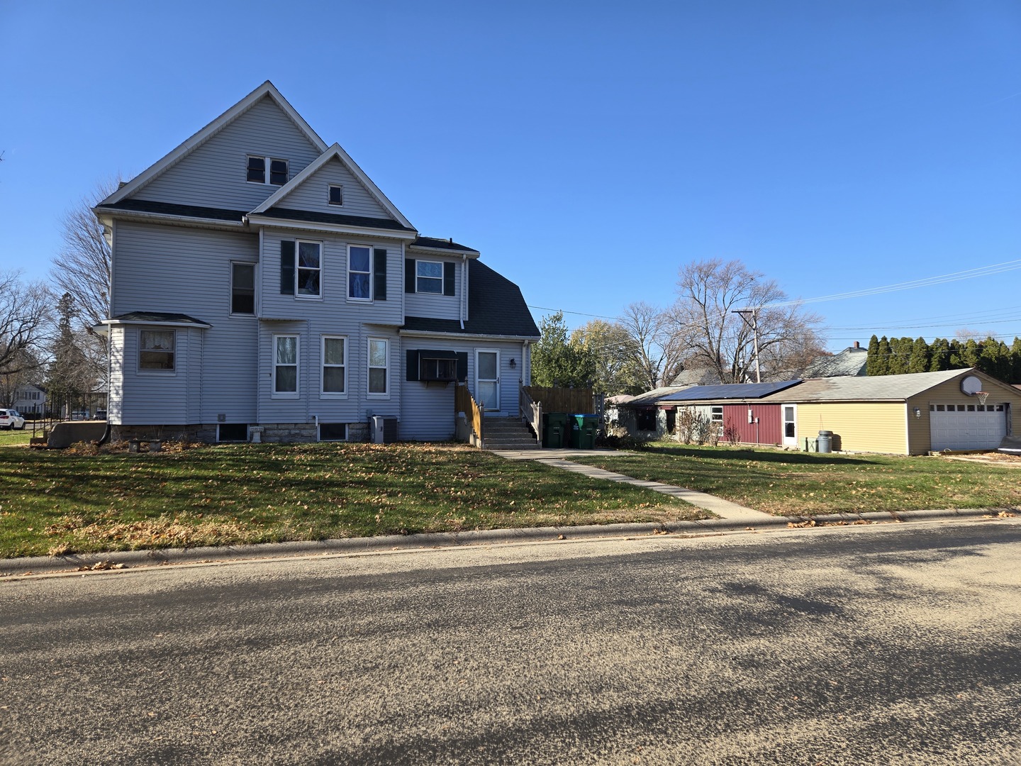 516 E Buffalo Street