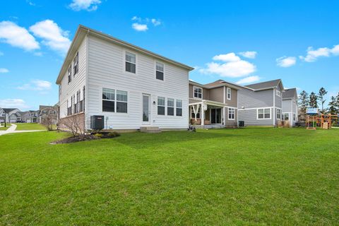 Tiny photo for 2 Potter Court, Hawthorn Woods, IL 60047 (MLS # 12611062)