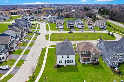 Tiny photo for 2 Potter Court, Hawthorn Woods, IL 60047 (MLS # 12611062)