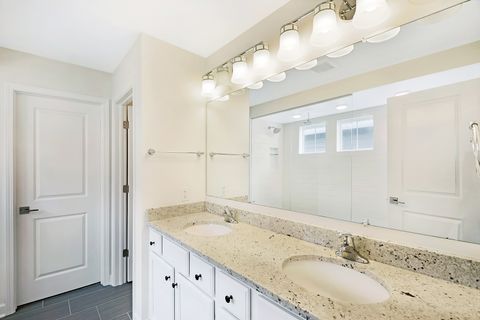 Tiny photo for 2 Potter Court, Hawthorn Woods, IL 60047 (MLS # 12611062)