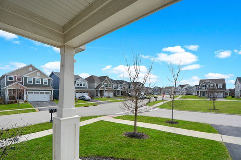 Tiny photo for 2 Potter Court, Hawthorn Woods, IL 60047 (MLS # 12611062)