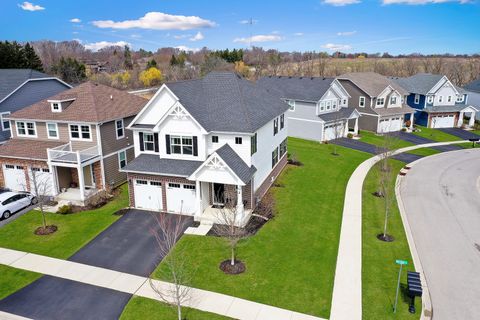 Photo of 2 Potter Court, Hawthorn Woods, IL 60047 (MLS # 12611062)