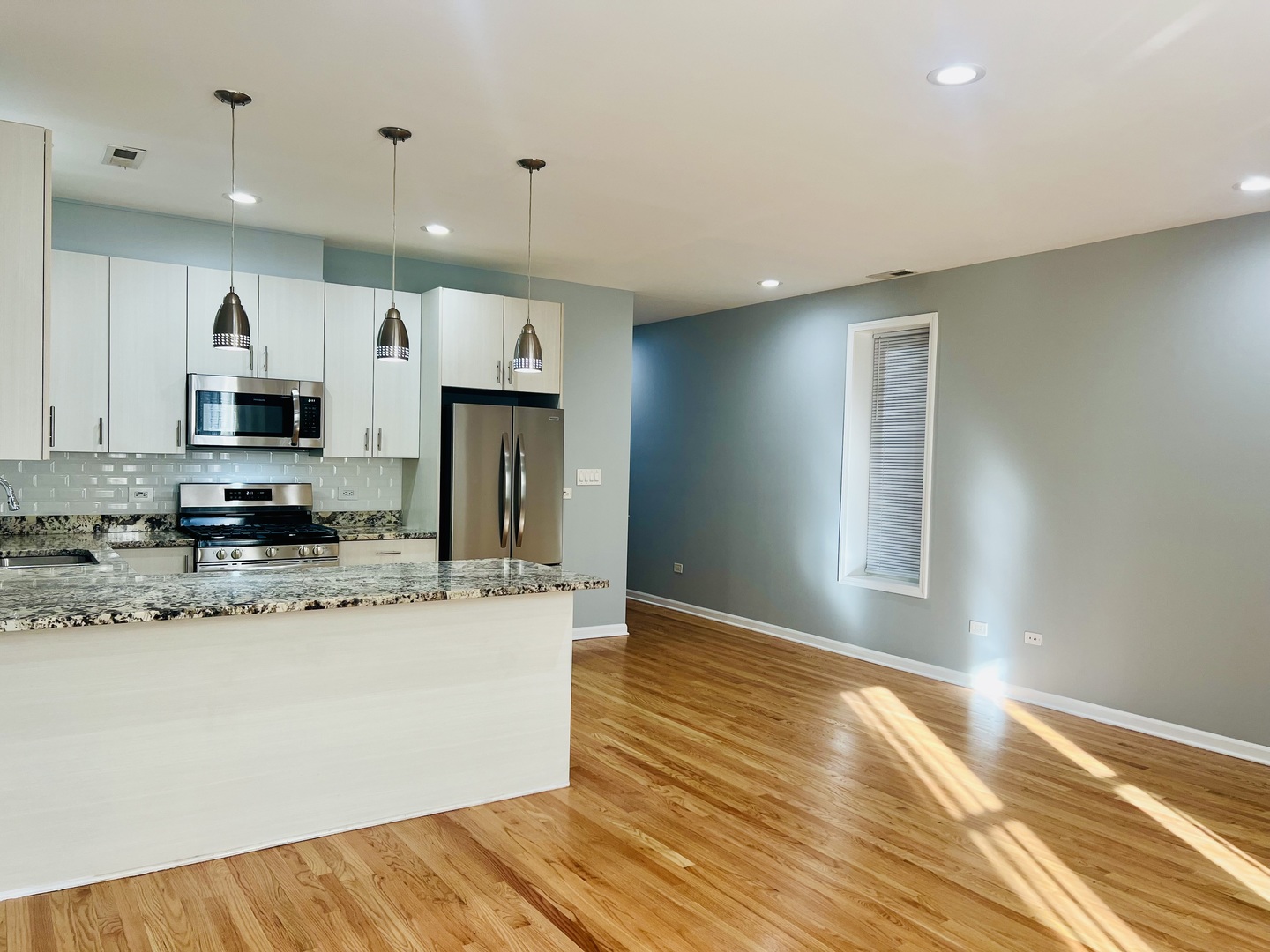 1750 W Cermak Road B