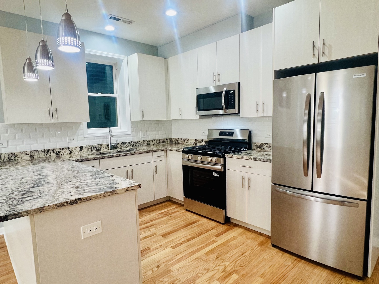 1750 W Cermak Road B