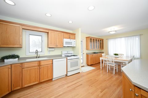 Tiny photo for 1N307 RICHARD Avenue, Wheaton, IL 60188 (MLS # 12524438)