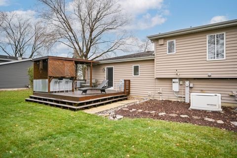 Tiny photo for 1N307 RICHARD Avenue, Wheaton, IL 60188 (MLS # 12524438)