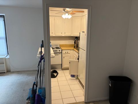 Tiny photo for 6118 N Sheridan Road #206, Chicago, IL 60660 (MLS # 12302186)