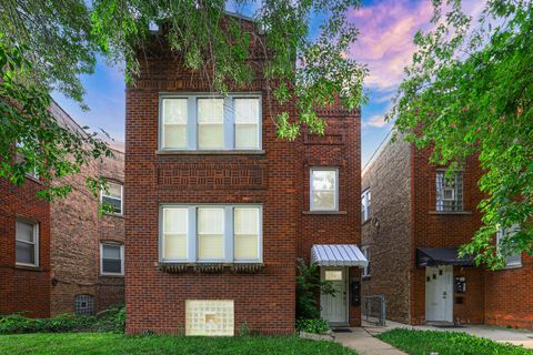 3120 W Addison Street 2 Chicago IL 60618
