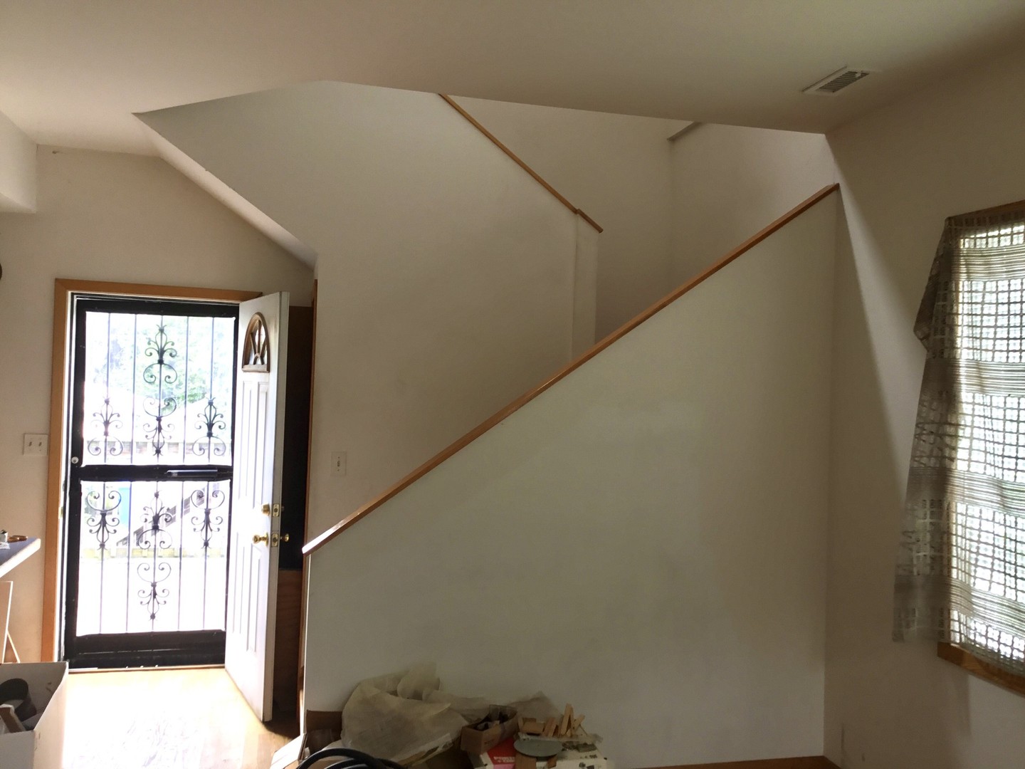 2527 W 46th Street