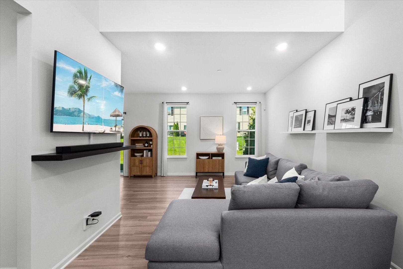 1243 Hawk Hollow Drive